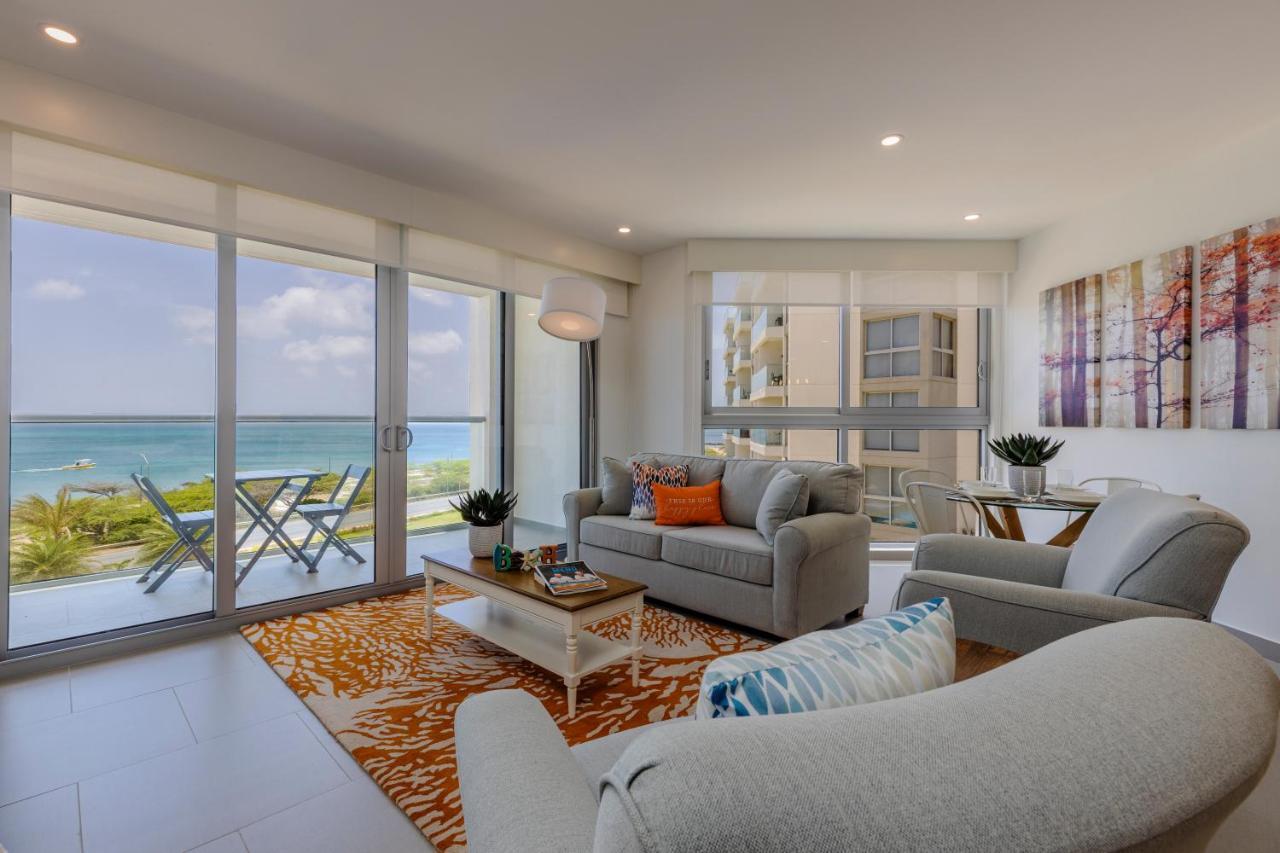 פאלם ביץ' Azure Beach Residences מראה חיצוני תמונה