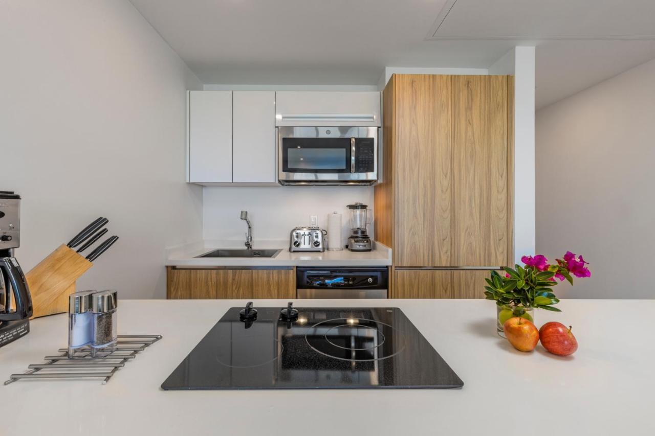 פאלם ביץ' Azure Beach Residences מראה חיצוני תמונה