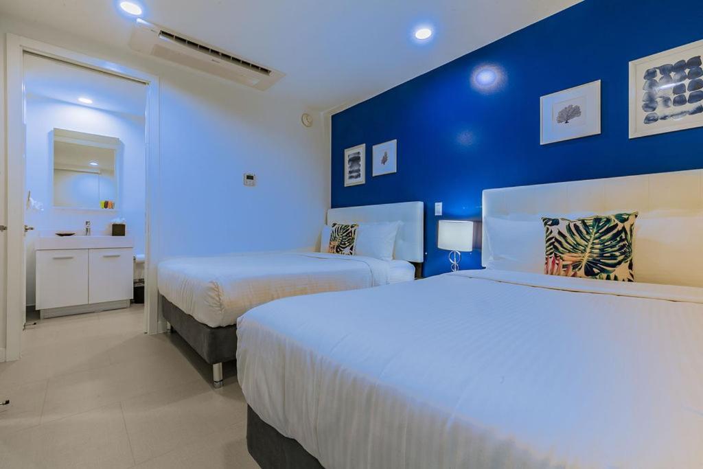 פאלם ביץ' Azure Beach Residences מראה חיצוני תמונה