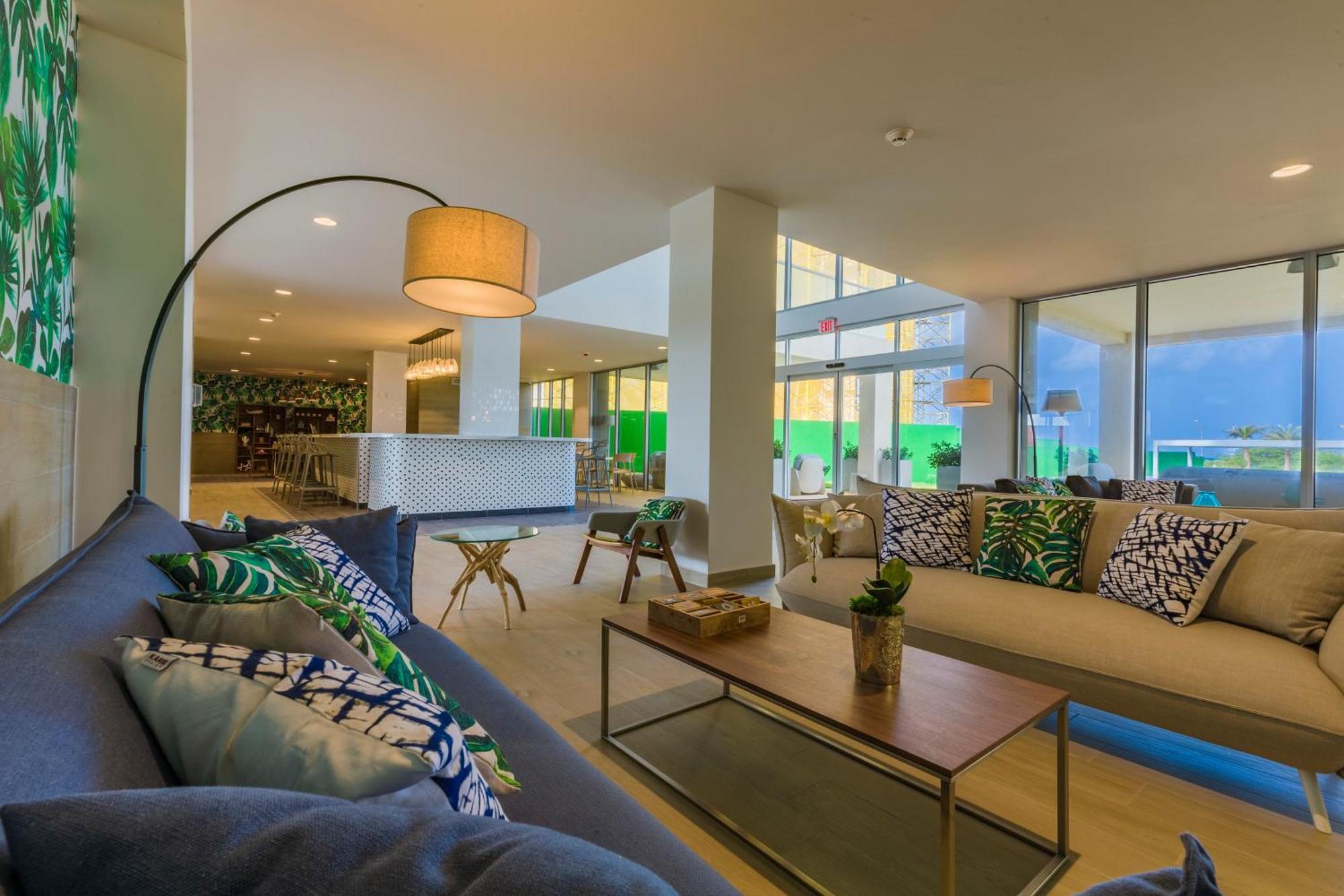 פאלם ביץ' Azure Beach Residences מראה חיצוני תמונה