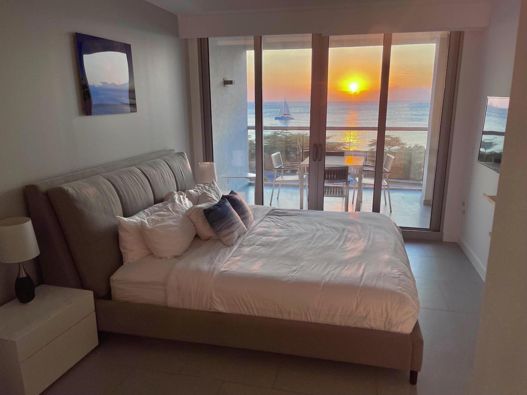 פאלם ביץ' Azure Beach Residences מראה חיצוני תמונה