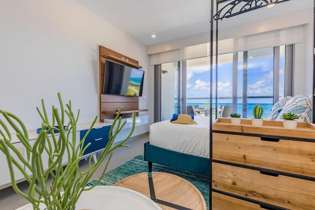 פאלם ביץ' Azure Beach Residences מראה חיצוני תמונה